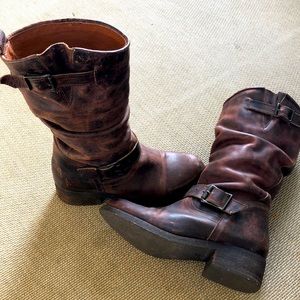 Womens leather boots